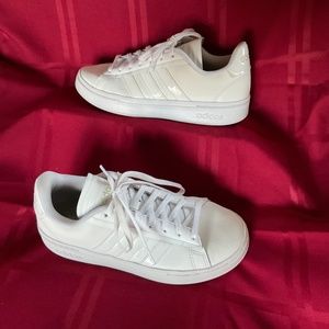Adidas Grand Court Cloudfoam  Leather White size 9